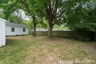 5526 Bedford St, Portage, MI 49002 - Photo 7