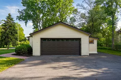 1322 Desiax Avenue, Bloomfield Hills, MI 48302 - Photo 11