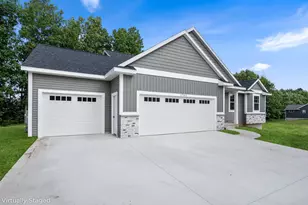 1765 Fairview Dr, Allegan, MI 49010 - Photo 7