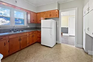 368 Garfield Ave, Battle Creek, MI 49017 - Photo 13