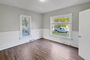 368 Garfield Ave, Battle Creek, MI 49017 - Photo 7