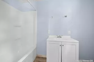 224-226 Maple St, Parchment, MI 49004 - Photo 11