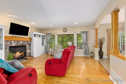 3127 Royal Hannah Drive NE, Rockford, MI 49341 - Photo 9