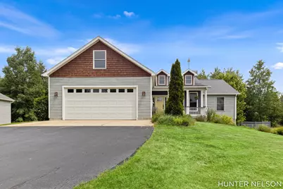 577 E The Lane, Grant, MI 49327 - Photo 3
