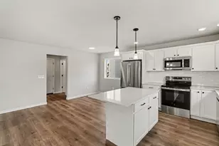 8804 E Sturtevant Ave, Richland, MI 49083 - Photo 5