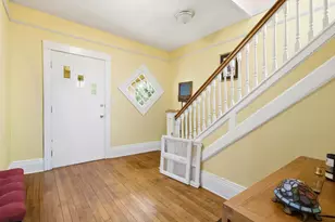 574 Woodland St, Detroit, MI 48202 - Photo 3