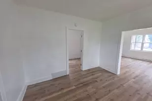 718 Ramsdell St, Manistee, MI 49660 - Photo 13