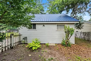 2644 Lansing St, Crystal, MI 48818 - Photo 23