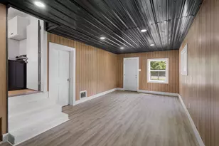 7 Ave B, Battle Creek, MI 49037 - Photo 3