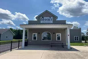 9052 E 13th St, Cadillac, MI 49601 - Photo 1