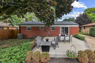 14928 Country Club Dr, Livonia, MI 48154 - Photo 35