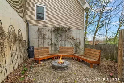 814 Livingston Avenue NE, Grand Rapids, MI 49503 - Photo 65