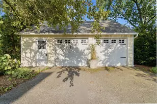 701 S Elm St, Three Oaks, MI 49128 - Photo 41