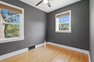 701 S Elm St, Three Oaks, MI 49128 - Photo 19