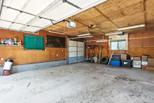 6940 Perry Rd, Yale, MI 48097 - Photo 29