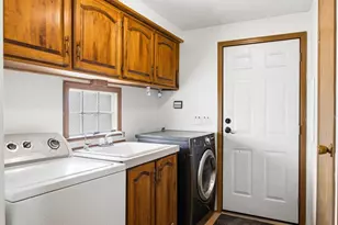 6940 Perry Rd, Yale, MI 48097 - Photo 19