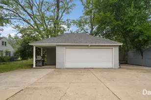 2531 Miller Ave NW, Grand Rapids, MI 49544 - Photo 7