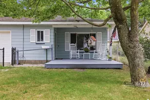 580 West St, Muskegon, MI 49442 - Photo 1