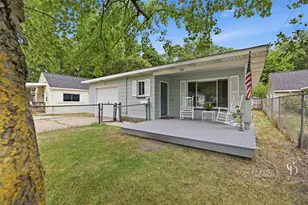 580 West St, Muskegon, MI 49442 - Photo 1