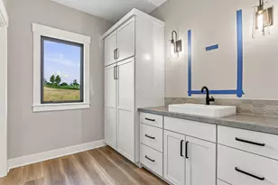 10756 Windward Ave SW, Byron Center, MI 49315 - Photo 53