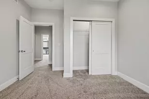 6031 Port View Dr SE, Grand Rapids, MI 49512 - Photo 19