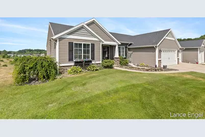 11797 Crystal Ridge Drive NE, Sparta, MI 49345 - Photo 3