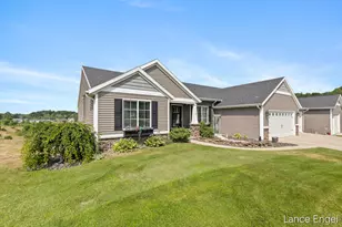 11797 Crystal Ridge Dr NE, Sparta, MI 49345 - Photo 3