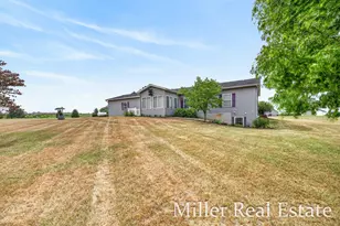 1028 Old Barn Rd, Freeport, MI 49325 - Photo 39