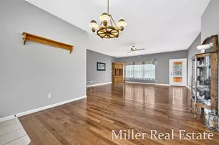 1028 Old Barn Rd, Freeport, MI 49325 - Photo 7