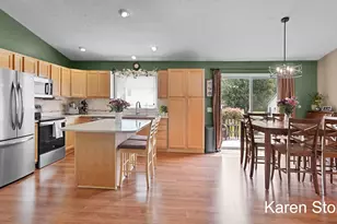 7792 West Side Dr, Hudsonville, MI 49426 - Photo 9