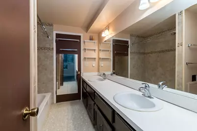32143 W 12 Mile Road, Farmington Hills, MI 48334 - Photo 23