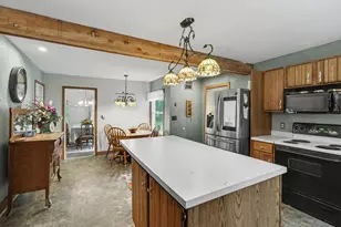 214 W Hamilton Ln, Battle Creek, MI 49015 - Photo 7