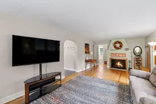 214 W Hamilton Ln, Battle Creek, MI 49015 - Photo 5