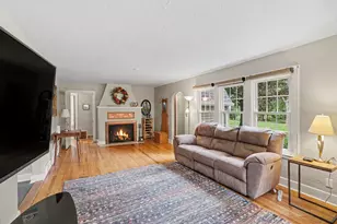 214 W Hamilton Ln, Battle Creek, MI 49015 - Photo 3