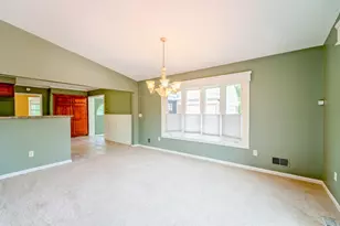 9772 Grosse Ile Pkwy, Grosse Ile, MI 48138 - Photo 13