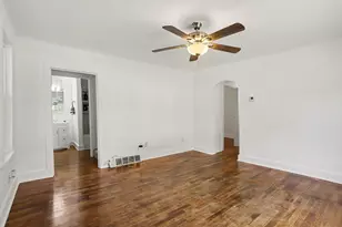 732 E Green St, Marshall, MI 49068 - Photo 7