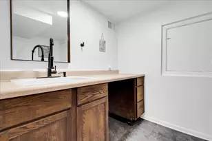 309 W South St, Hastings, MI 49058 - Photo 21