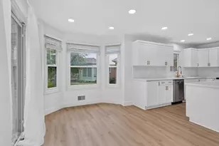 13500 Cambridge Ct, Plymouth, MI 48170 - Photo 17