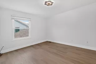 13500 Cambridge Ct, Plymouth, MI 48170 - Photo 37