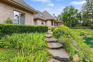 4911 Red Fox Run, Ann Arbor, MI 48105 - Photo 3