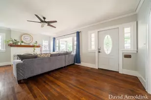 919 Myrtle St NW, Grand Rapids, MI 49504 - Photo 9