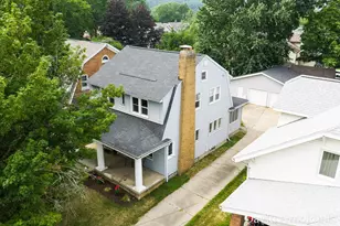 919 Myrtle St NW, Grand Rapids, MI 49504 - Photo 1