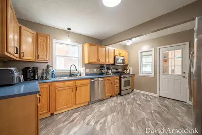 919 Myrtle Street NW, Grand Rapids, MI 49504 - Photo 23