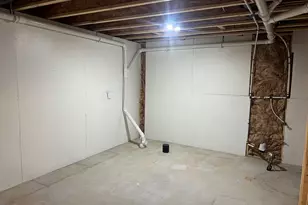 1434 Solak Ct, Saint Joseph, MI 49085 - Photo 29