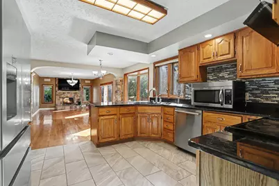 135 Tiffany Lane, Battle Creek, MI 49015 - Photo 9