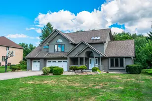 135 Tiffany Ln, Battle Creek, MI 49015 - Photo 3
