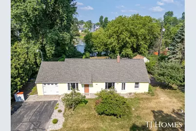 2215 Maguire Avenue NE, Grand Rapids, MI 49525 - Photo 45