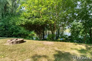 2215 Maguire Ave NE, Grand Rapids, MI 49525 - Photo 35