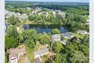 2215 Maguire Avenue NE, Grand Rapids, MI 49525 - Photo 39