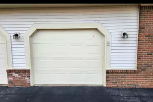 9621 Lakeside Dr, Ypsilanti, MI 48197 - Photo 17
